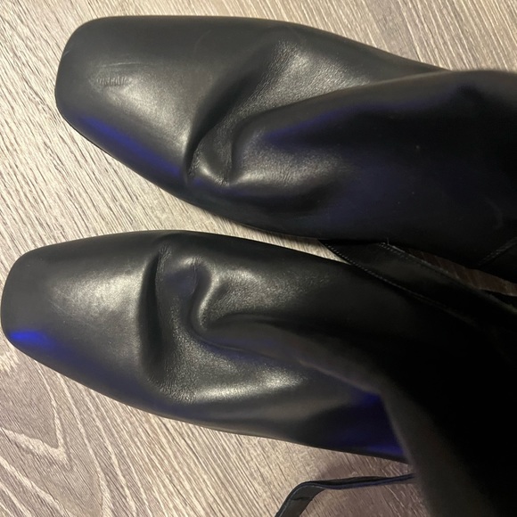 Gianvito Rossi Chelsea Booties - Picture 6 of 6